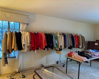 luxury fashion (blazers, cashmere sweaters, skirts, dresses etc)