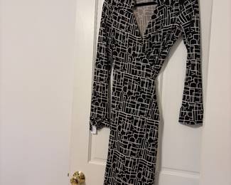 Dian Von Furstenberg dress for sale during in-person shopping only.