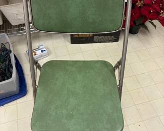 One of a set of four vintage Samsonite folding chairs. Available for in person purchase only