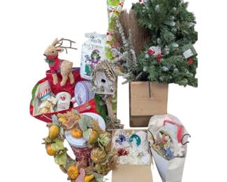 Christmas Holiday Decor Mystery Lot
