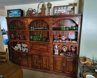 Depression Glassware
McNugget Buddies
Looney Toones collectibles & More