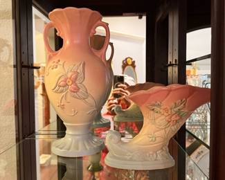 Hull Pottery Magnolia Vase Set