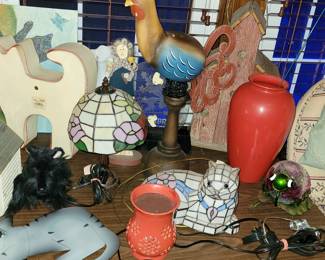 Stained glass cat & lamp