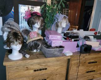 Lots o' Wigs