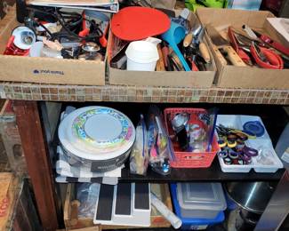 Kitchen stuff & utensils