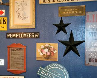 Wall decor & signs