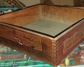 Antique James H. Boye Mfg Co. Box