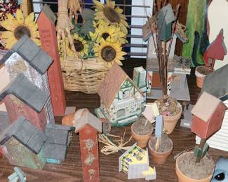 small wood birdhouse decor