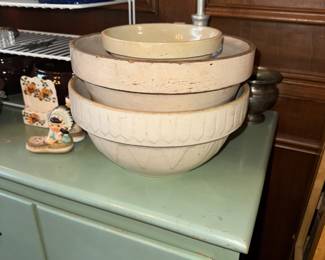 Primitive mixing crocks/bowls