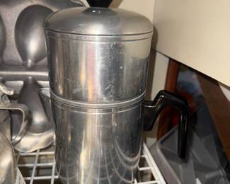 Aluminum drip coffee pot