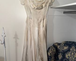 Vintage wedding dress