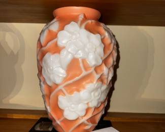 Phoenix consolidated Dogwood pattern vase
