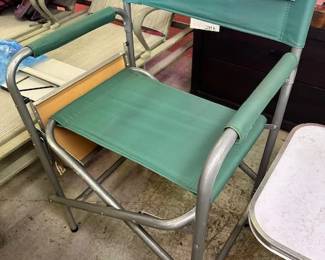 2 Folding Chairs