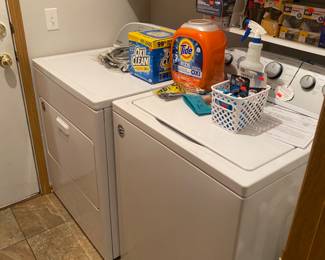 washer & dryer, cleaning supplies