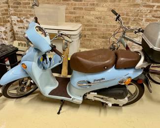 Kymco People 50 scooter. Price $1,800