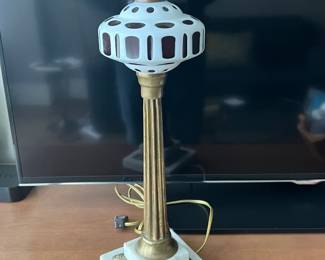 $100 - Antique or Vintage electrified oil lamp. 
