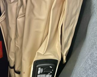 EZ Bed automated air mattress with case