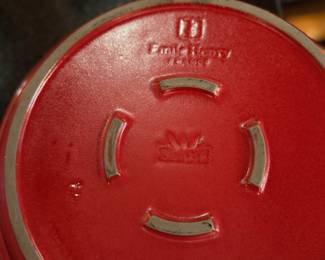 Emile Henry Large Red Ceramic Tagine. Photo 3 of 3. 