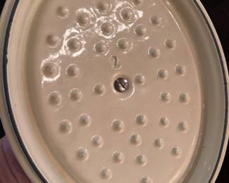 Staub White Cast Enamel 2L Covered Casserole. Photo 3 of 3. 