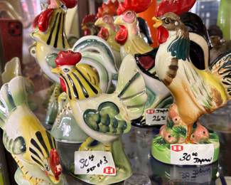 Vintage ceramic roosters 