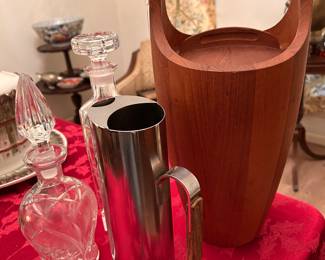 mid century teak ice bucket and bar items