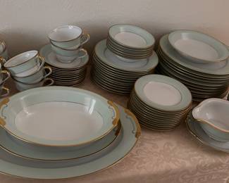 CRAFTSMAN china, "Heirloom", celadon and gold