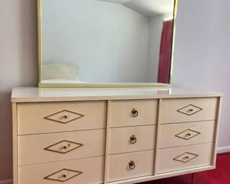 119 Johnson Carper Starfire Niner Vintage MCM 9Drawer Lowboy With Mirrormin