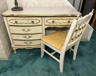 119 Bonnet By Sears Deskmin