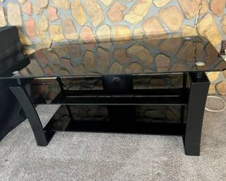 119 Modern 3Tier Glass Top Entertainment Standmin