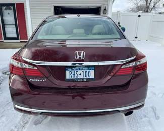 119 2016 Honda Accord EXL Rearmin