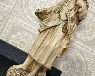 119 Marwal Chalkware Statuemin