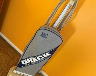 119 Oreck XL2 Celoc HypoAllergenic Plus Upright Vacuummin
