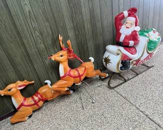 119 General Foam Plastics Santa With Sleigh Blow Moldmin