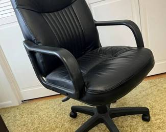 119 Faux Leather Executive Armchairmin