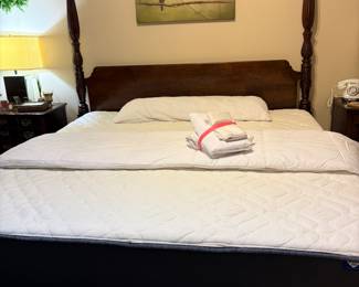King four poster bed 
