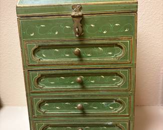 Adorable jewelry case with four drawers and lift top