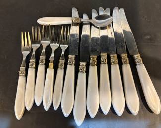 Pioneer Woman flatware