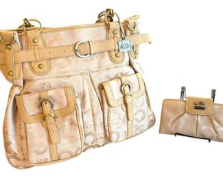 Cream COACH Purse Wallet Replicas 