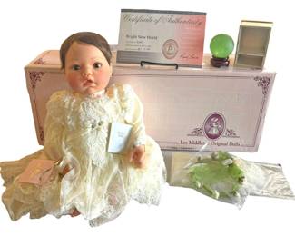 NEW Lee Middleton Original Doll 