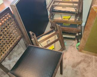 Set of vintage folding chairs and folding table