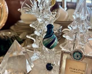 TIFFANY & CO. TEAR DROP CRYSTAL