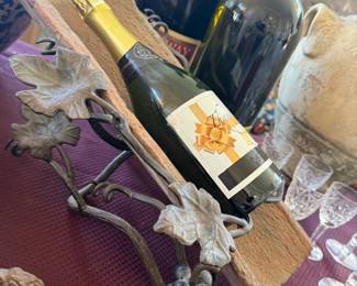 IRON & CERAMIC WINE HOLDER - SO FAB!