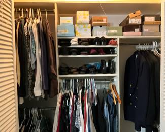 2nd bedroom - closet