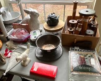 Miscellaneous items in Patio room 