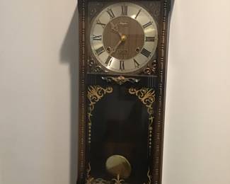 Rhythm 30 day wall clock - works great!