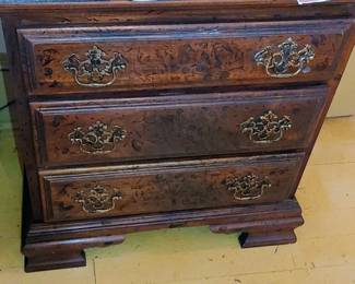 Nice 3 drawer end table