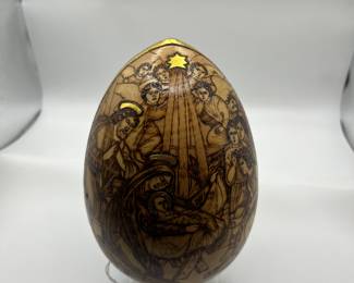 Nativity design egg