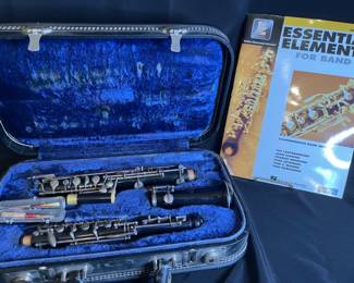 La Margue Oboe (w/Music Book)