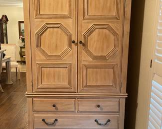 Lexington Large Bleached Solid Oak Contemporary Coastal Entertainment Armoire
