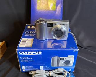 Olympus C-5500 Digital Camera